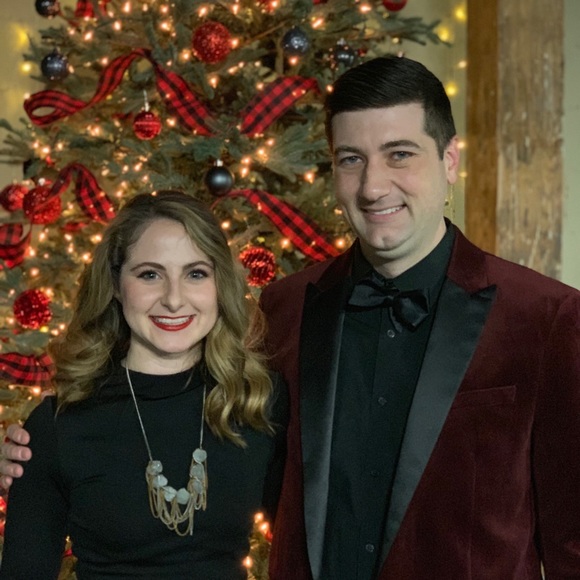 Meet your Posher, Allison - Picture 2 of 7